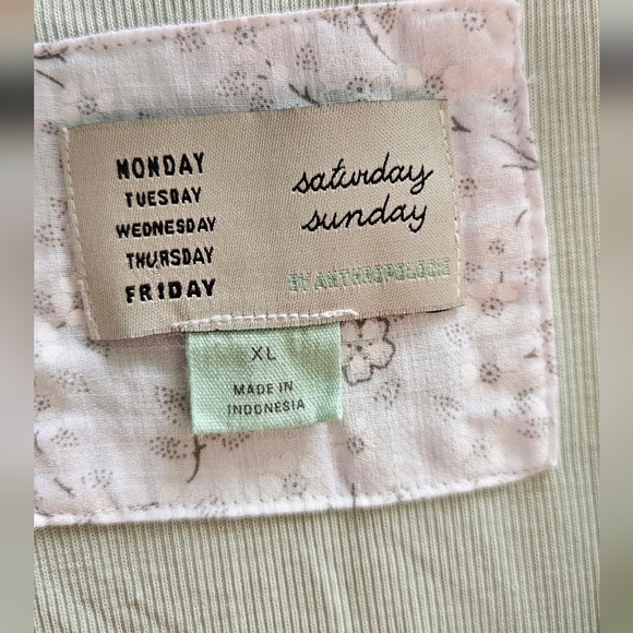 Anthropologie Saturday Sunday Wrap Top XL Light Green Soft Short Sleeve - Picture 4 of 4